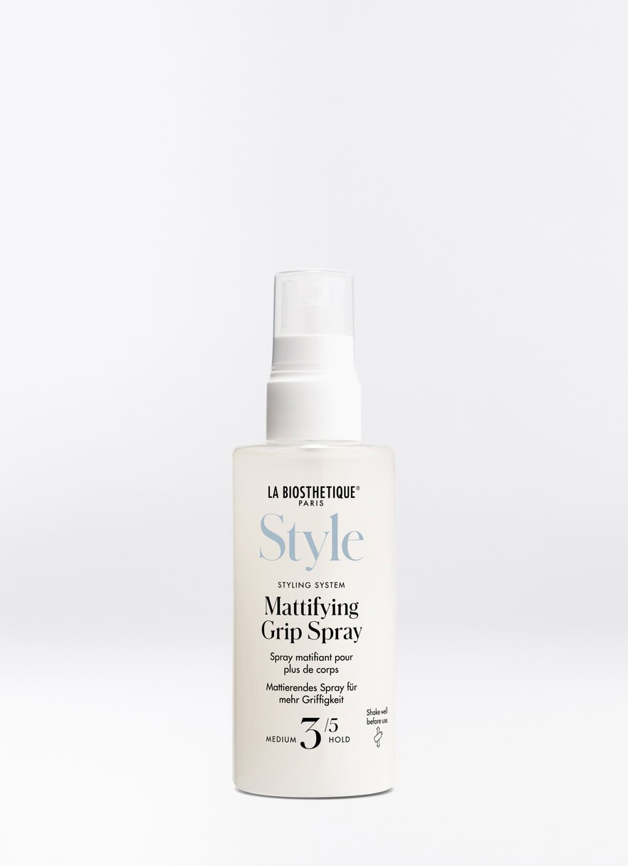 Mattifying Grip Spray by La Biosthetique Texturize & Hold with a Matte Finish