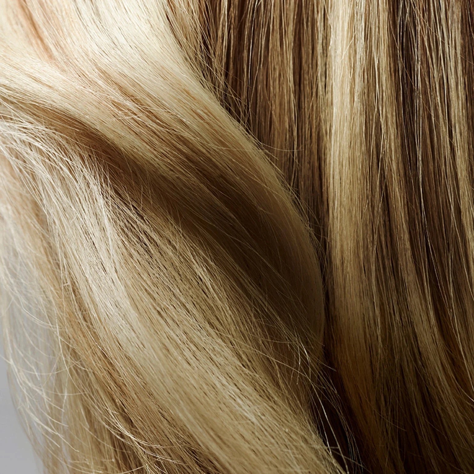 Oribe Maximista Thickening Spray