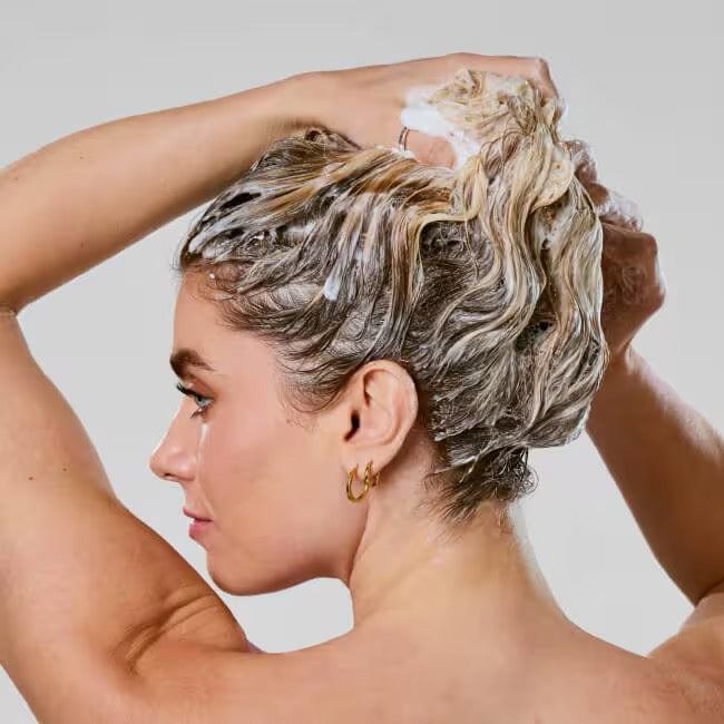 Hairdresser's Invisible Oil Shampoo by Bumble and Bumble