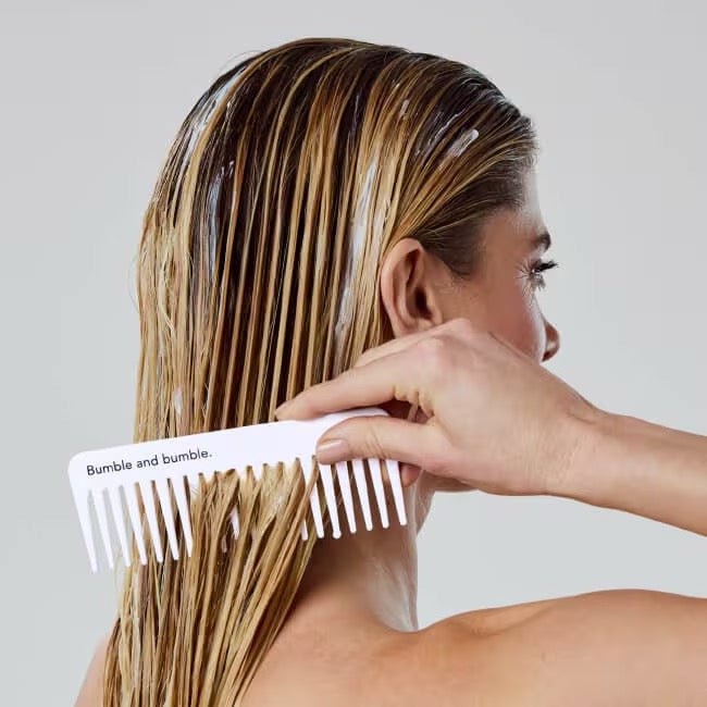 Hairdresser's Invisible Oil Conditioner by Bumble and Bumble