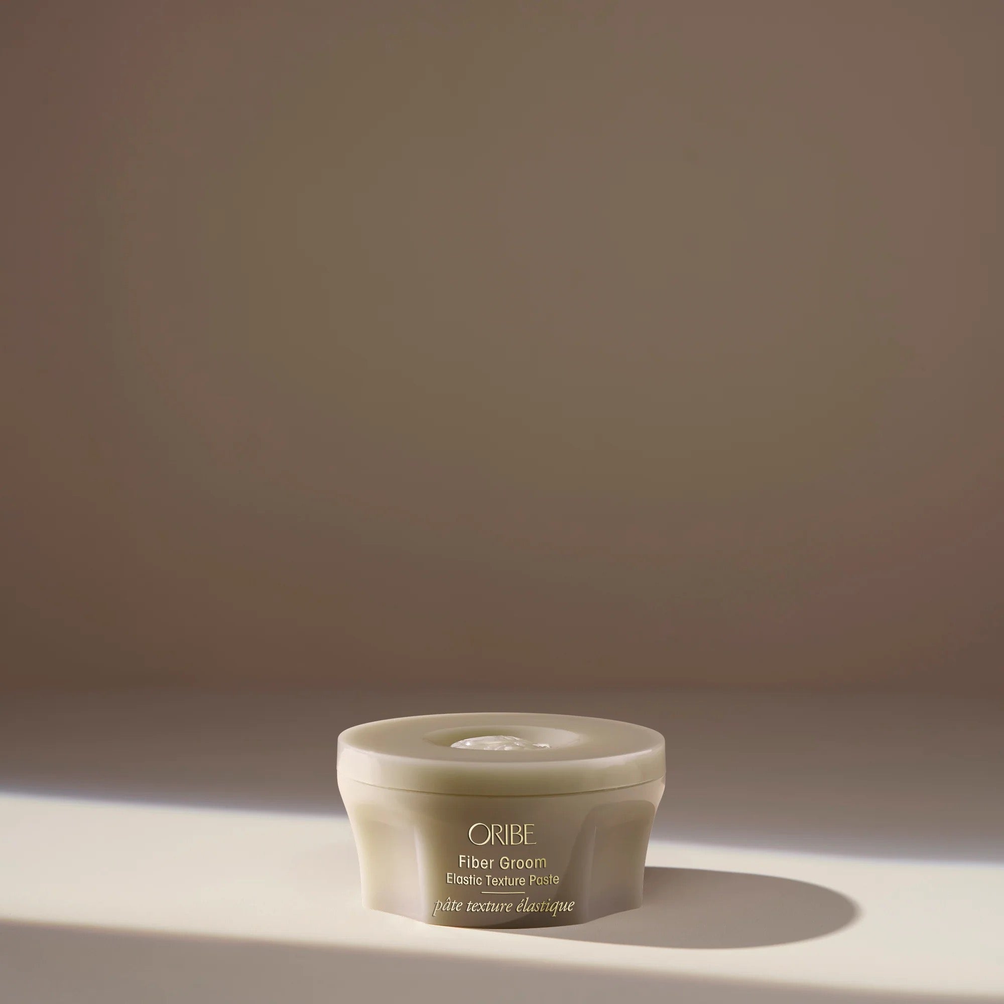 Oribe Fiber Groom Elastic Texture Paste 50 mL (Canada) — Flexible, Elastic Hold for Sculpted, Modern Texture