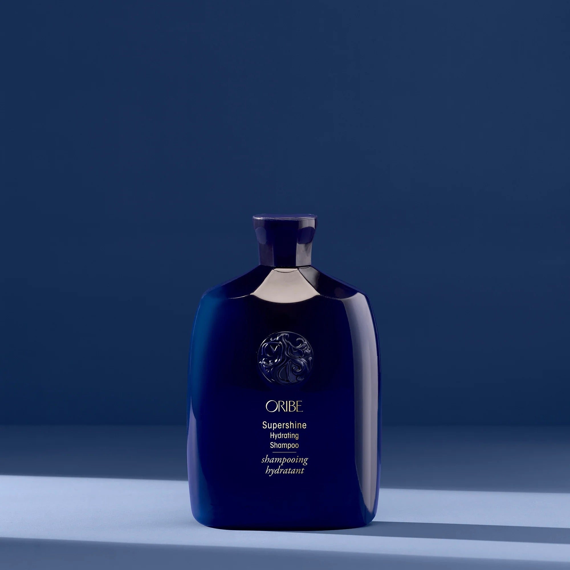 Shampoo for Brilliance & Shine by Oribe – Radiance, Softness & Polished Gloss