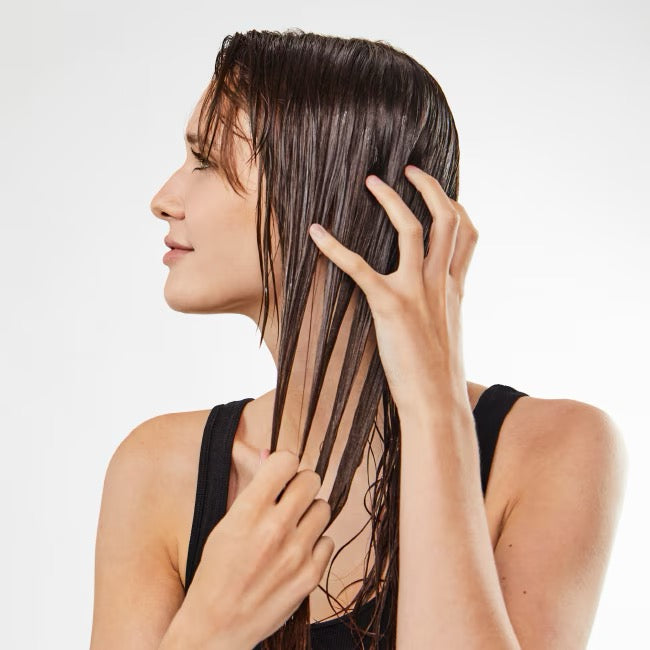 Thickening Great Body Blow Dry Cream by Bumble and Bumble