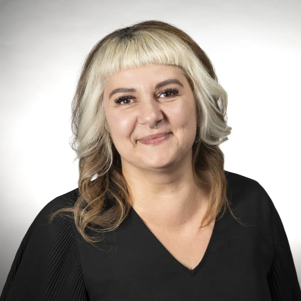 Winona Galbraith, hairstylist with 10 years of experience, specializes in color correction and blonde hair.